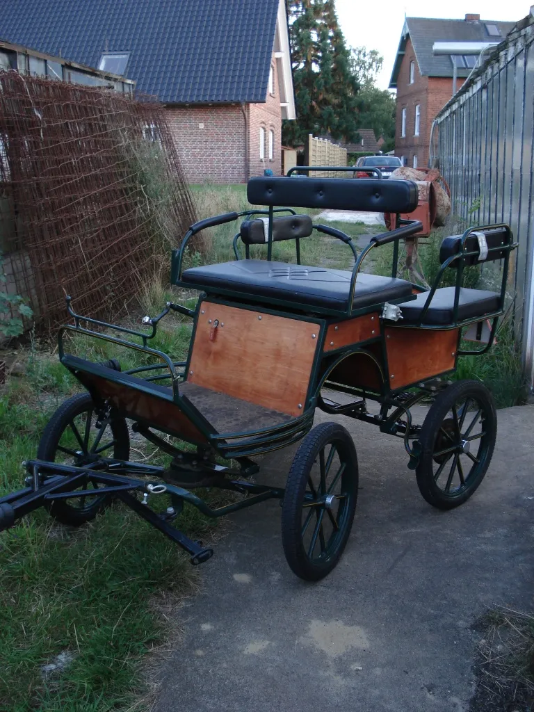 Kutsche / Wagonette f. gr. Shetty/kl.Ponys