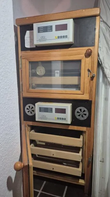 HEKA Euro-Lux Rom Brutgerät für 220-240 Hühnereier